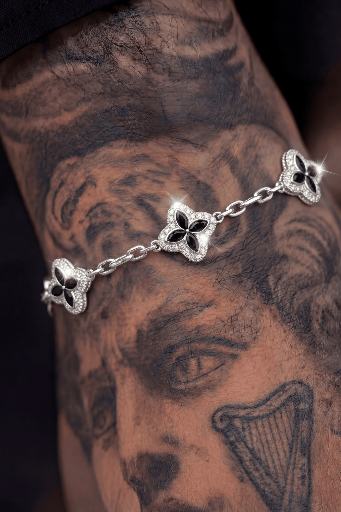 Bracciale infinity clover