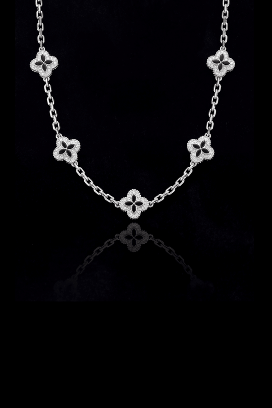 Collana infinity clover
