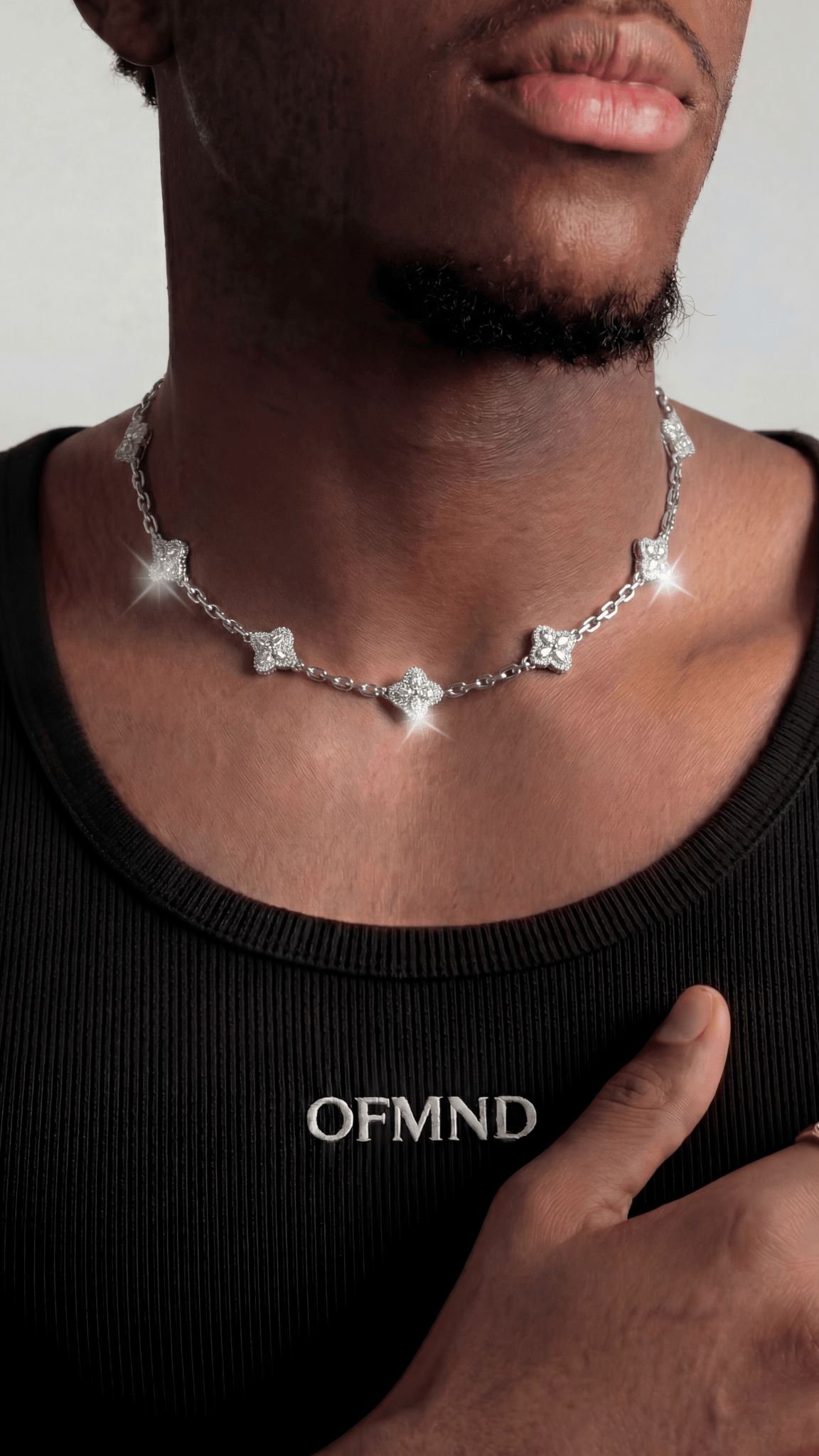 Collana infinity clover